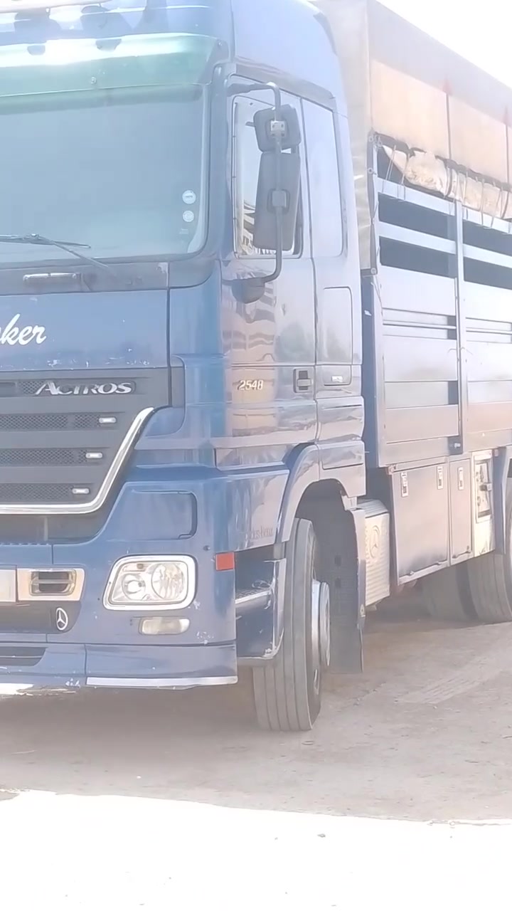 سلام عليكم اكتروز للبيع شاصي بدون بدي 
موديل 2006
حجم 2548 فول مواصفات كامره وحساس 
رتايدر 5 طكات سبلت صحراوي سقف ليزر ادبلو
شاصي عدل رقم سليمانيه شرط لتحويل مكفول كفاله عامه
الأستفسار على الرقام مكلف بالنشر
***********
***********
