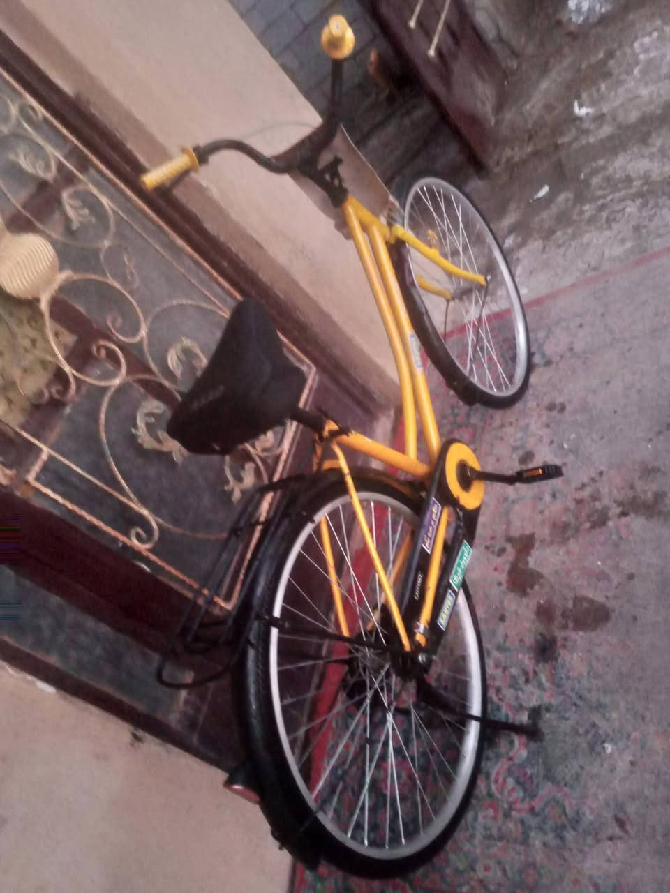 سلام عليكم ورحمه الله وبركاته 
بايسكل للبيع حجم 26 بناتي 
السعر 90🚲 رقم الهاتف ***********
