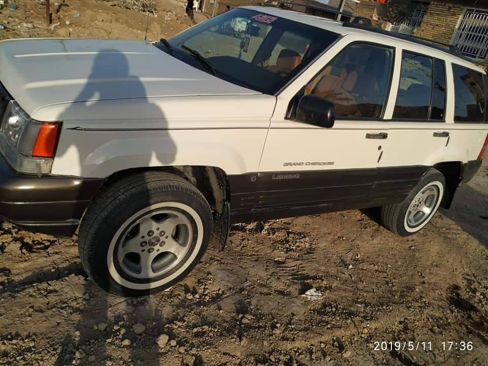 جيب شيروكي اباسمي مكينه 3000vvt سعر 50 /***********
