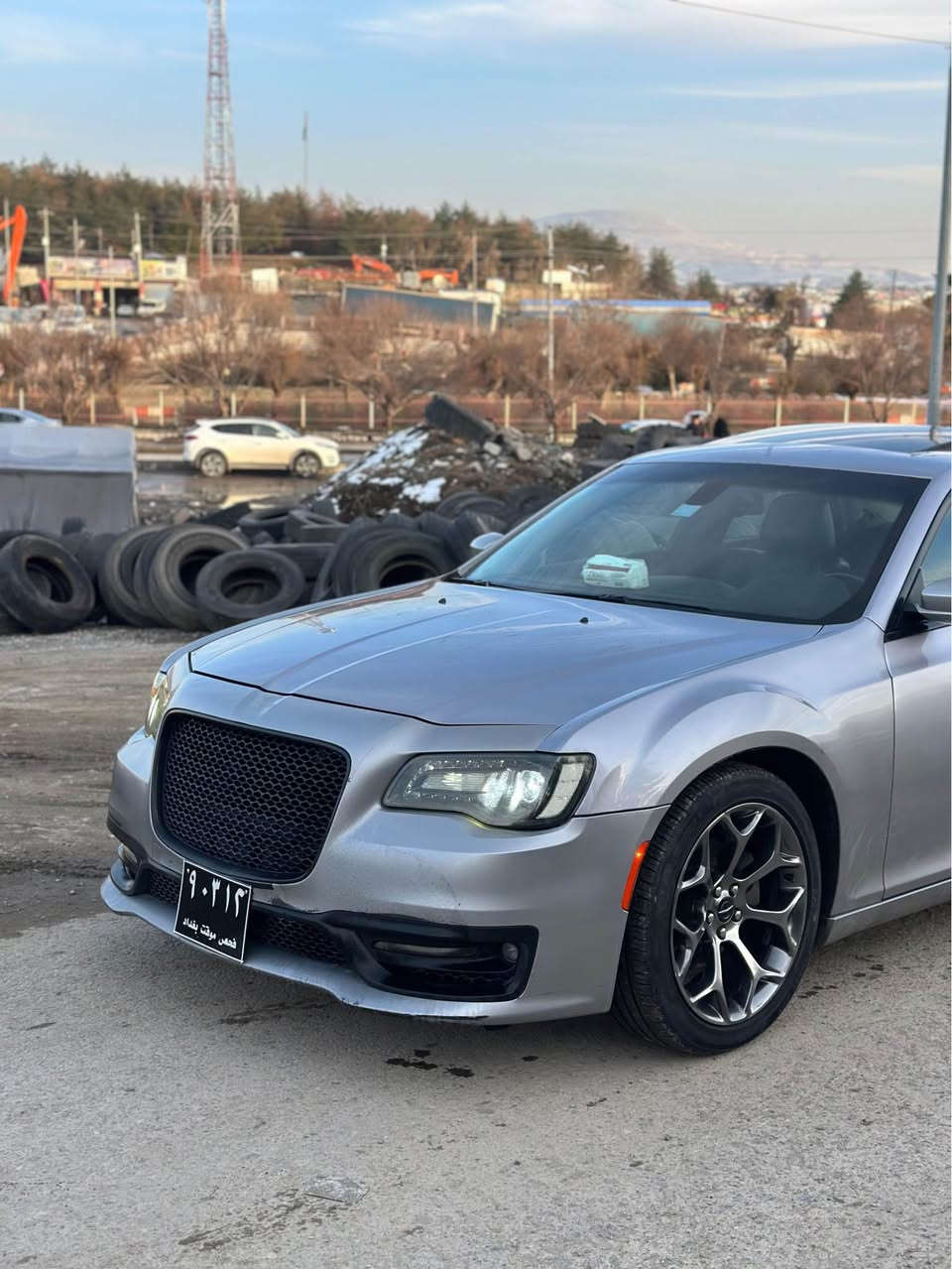 2017s
فول په رده كوشن s ساخه
كوشن خه زن كاره با
سوكان هيته ر 
په رده شه خال ساخ ساخ
سى بارجي بوياخه 
ده عمو ليدانى نيه گيرومه كينه 
پانوراما هه موى به شه رت
سه ياره كه تازه داخيله مالى 
مه ده نى به شه رت
يه ك دينار مه سره فى نيه 
مالى دوسته
***********
شوين قه لادزي
١٠٦ بشدار, السليمانية
