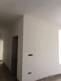 جص وبياض وتشميع شغل درجه اولى متفرغ حالين كادر كامل جاهز وبكاني العبيد...