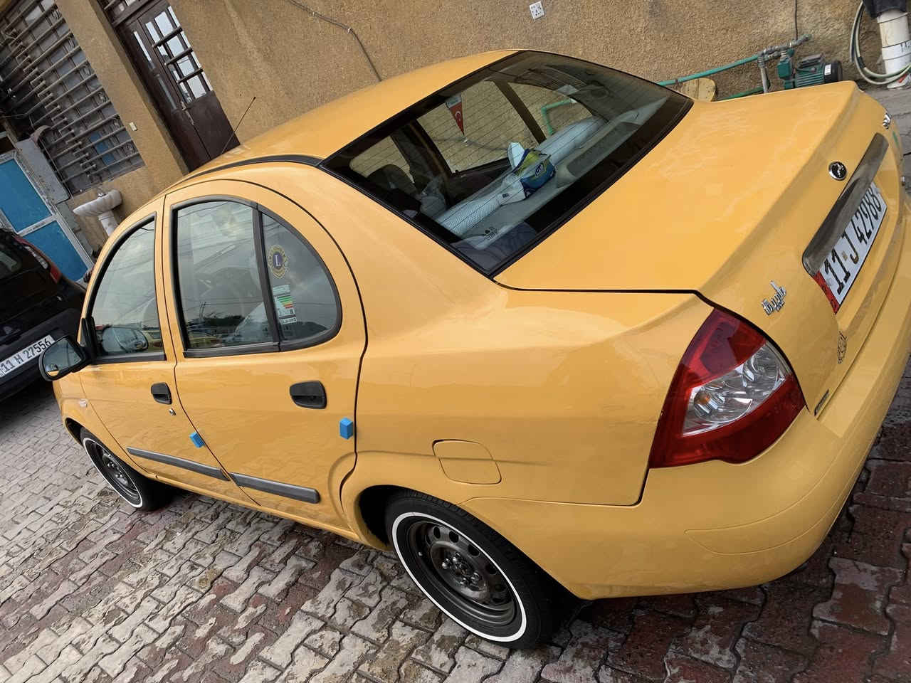 السلام عليكم طيبه 2015 بيهه بس هلالات معمره السياره نضيفه السعر 42 وبيهه مجال العنوان مدينه الصدر خلف النفوس ***********
