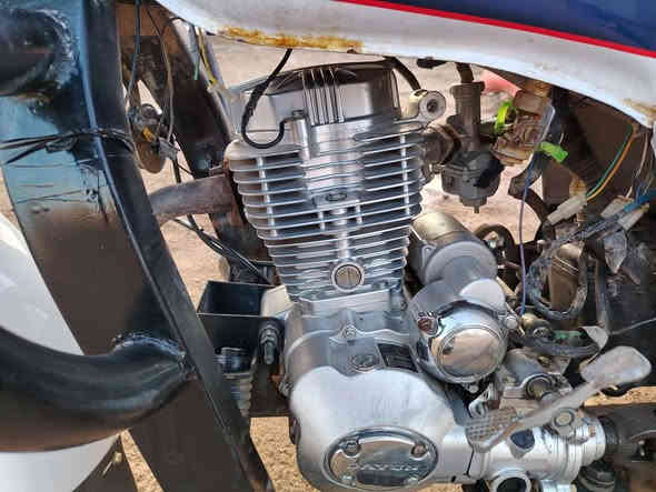 ستوته موديل 2010 اوراق اصوليه
شاصي مكفول محرك مكفول من الفتح
كهربائياتها شغاله سلف هندر 
مال جنايه شغل واطلع
السعر1300 واحد و300
مكاني الغراف
رقم الهاتف ***********
