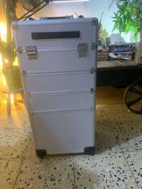 صندوق مكياج • مستلزمات صالون • كبير