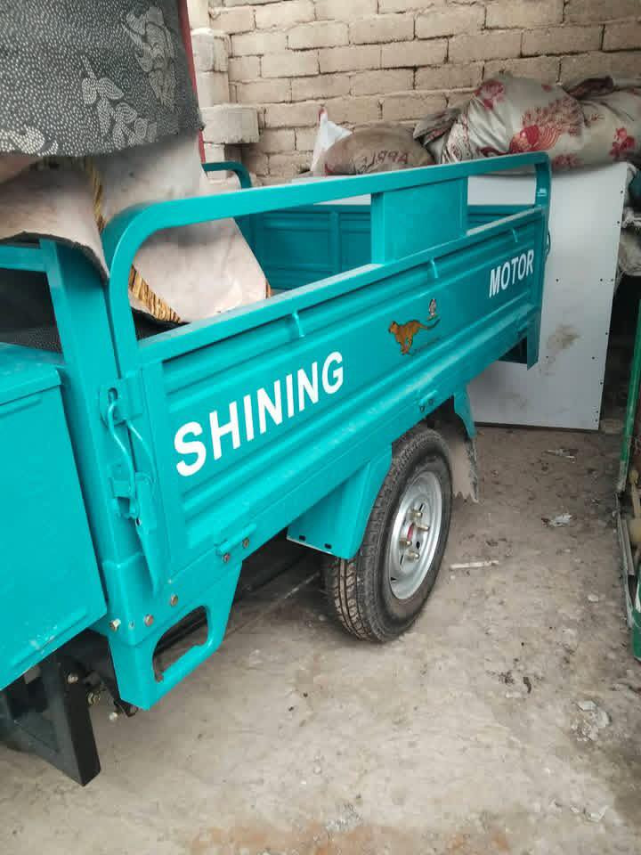 ستوته جمره للبيع صار عشرة ايام طلعتها من المعرض مماشيه ولا متر اخذتها مليونين 770 الشراي هلا بي وذا اريد اساهل اطيح بس ال70 الف لاتعبك ولا تعبني ***********
