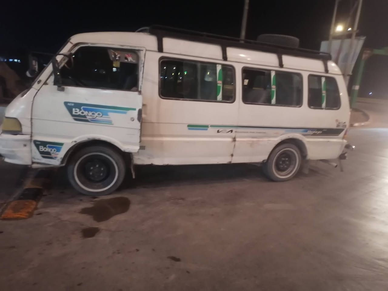 السلام عليكم البيع كيه آسيا مديل ٩٥ رقم بصره الإنكليزي سنويه لا ٣٠ المكان دوانيه السعر ٥٥ وبيه مجال قليل حك اجيه اتصال *********** التفاصيل مكينه و كير واكسن وتخم تاير كله جديد كهربائيات كله شغاله سياره خير من الله دوشمه جديده كاعيه جديد
