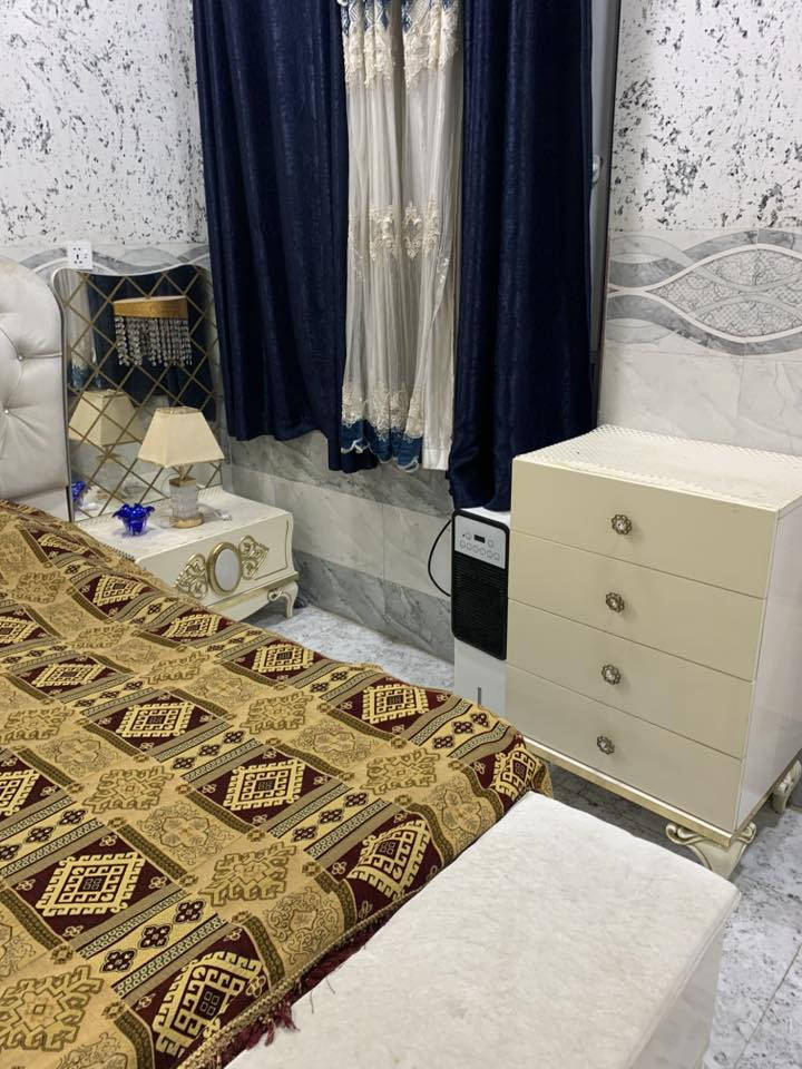 غرفه نوم للبيع ثقيله نضافه 80/100
725وبيه مجال 
***********
