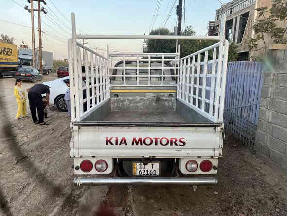 السلام عليكم سياره ٢٠١٥رقم بغداد محرك ٢٧٠٠
جاهزه السياره محرك كير اكسل تايرات التبريد بي ليك 
والسونار موجود 
السعر ١٢٠$
مكاني ابوغريب رقم صاحب السيارة
***********
