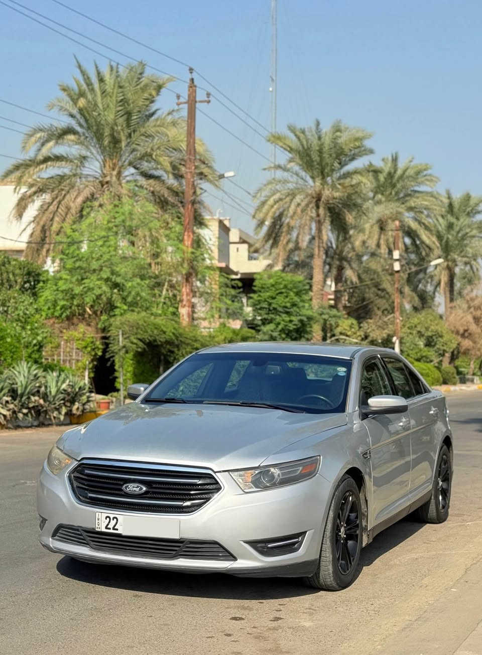 تورس 2016 امريكي بيع او مراوس 
 ماشيه 80 الف فول مواصفات بدون فتحة غرفة جلد جديدة كلش شاشه كبيرة بصمات تشغيل عن بعد كراسي كهرباء وبعد هواي مواصفات
حادثها تبديل جاملغ امامي والبنيد نفسه مصلح بدون اي دواخل رقم اربيل بأسمي جاهزة بدون اي نقص مكينه كير حداديه تايرات كلها جاهزة مكانها بغداد *********** بغداد, العراق
