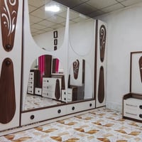 غرفه نوم • ٨ قطع • يرادله ترتيب