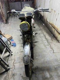 ‏دراجة إيراني منغولي أصولي اوراق مكينة ما مفتوحة سعرها 550   078072119...