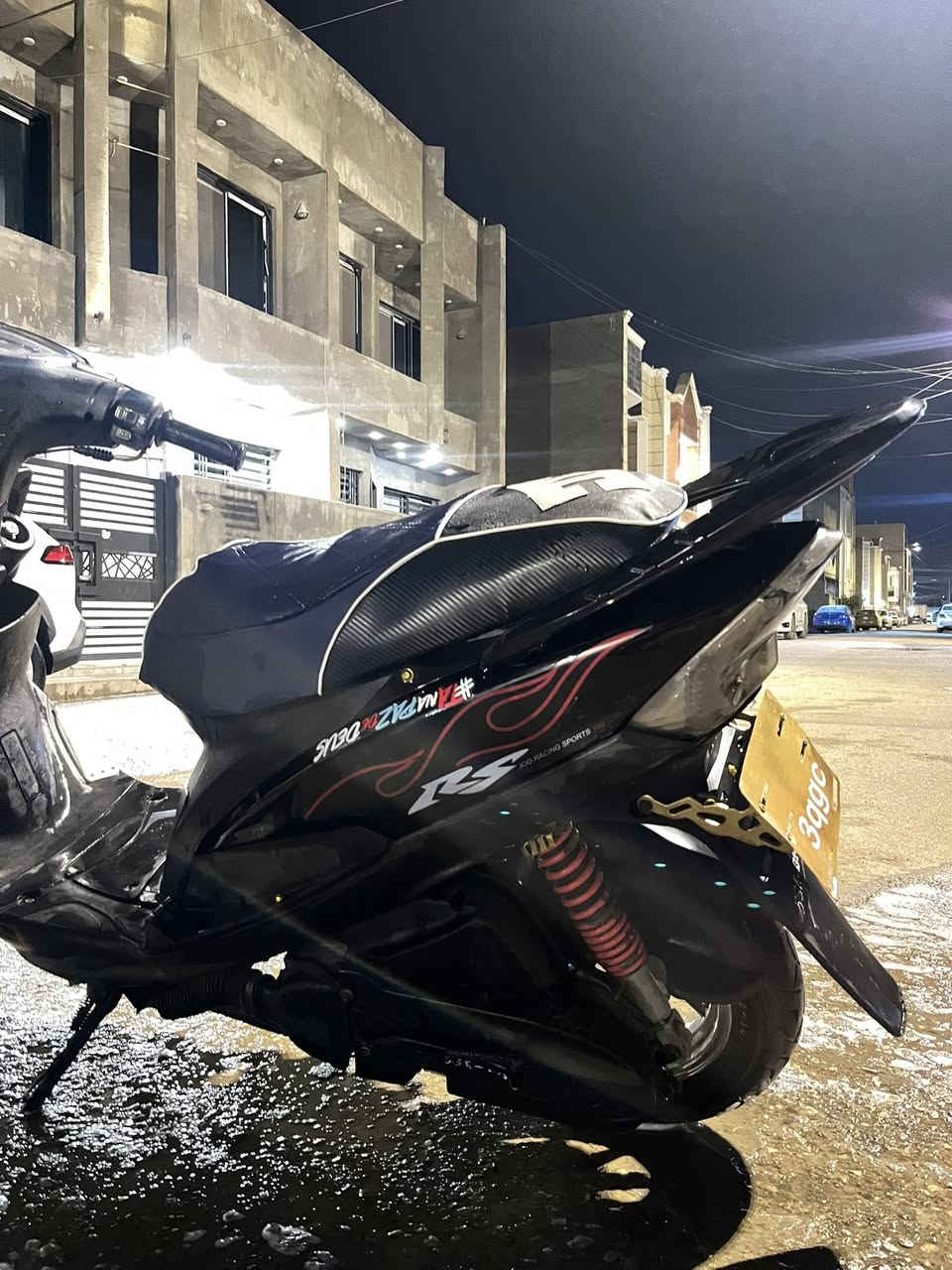 السلام عليكم دراجه ماكس ١٢٠ للبيع الدراجه نضيفه فول امزوده كلجات RGS او صلنصه RPM يدات RGS شوته أربعه ولف قبق عنبار NCY مكينه ٥٥ سلف رياضي نكره اب كل وكت السعر٨٥٠ او بيها مجال العنوان الدوره حي دجله الرقم*********** متواجد واتس او اتصال
