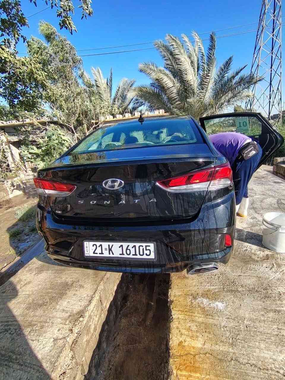 سوناتا 2018 وارد امريكي لون اسود رقم سليمانيه بيه باب السكن مبدل وشويه بارد بل قبغ الصندوق سياره جاهزه وتحويله ثاني يوم ***********
