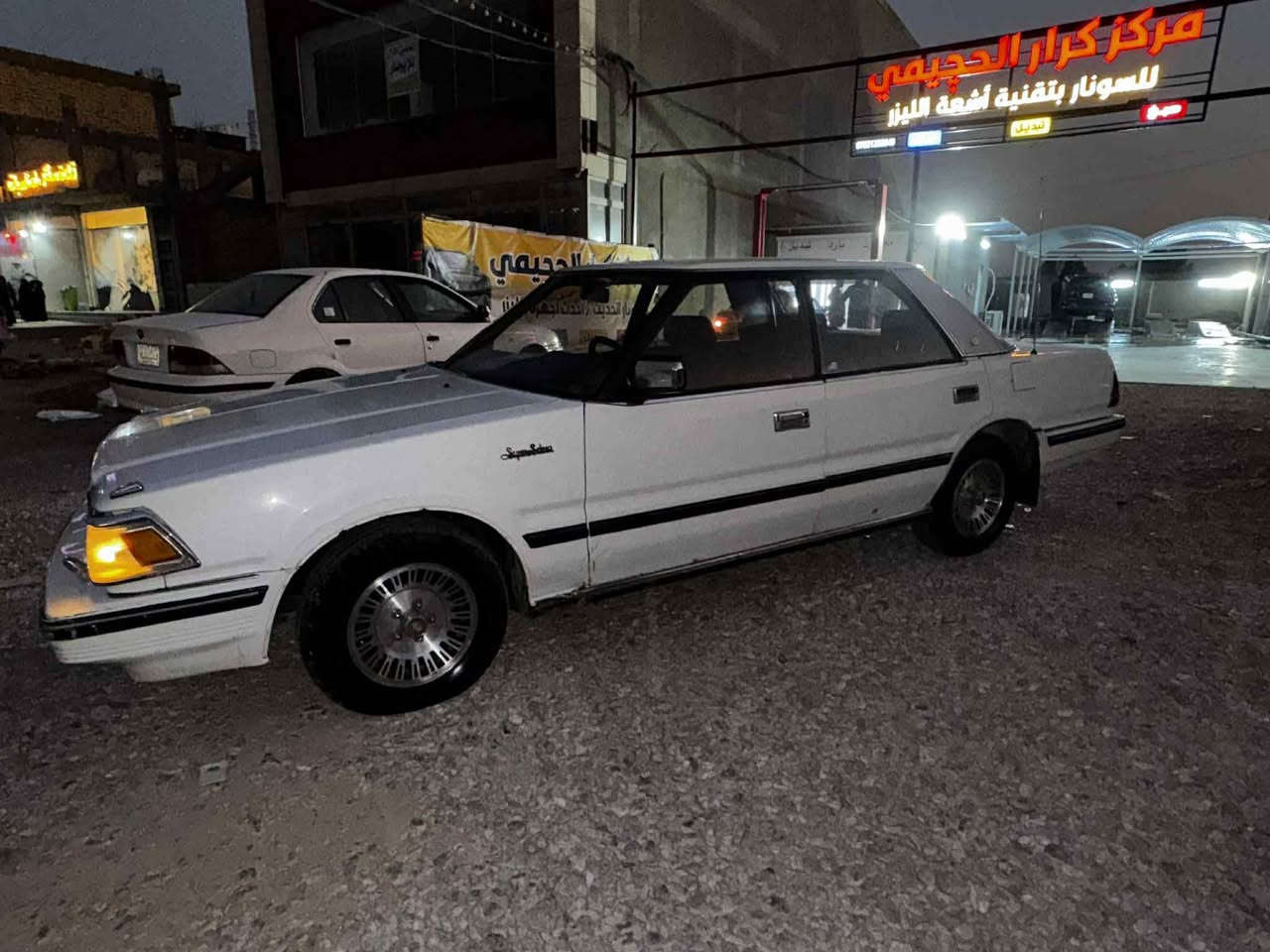 هارتوب ٨٥ اوتو السيارة بلادية مكفولة من الضربة والصبغ تبريد شغال مكينة ٢٥٠٠ السعر 42 وبيه مجال مكانها الديوانيه
مكلف بالنشر غير متواجد خاص 
للاستفسار اتصل ع الرقم

‭0783 844 1460‬
