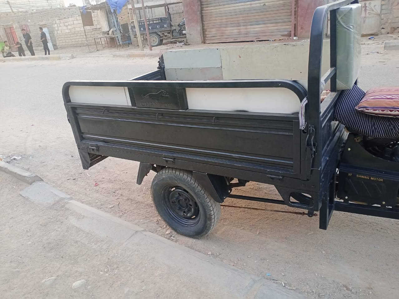 سلام عليكم
ستوته للبيع مكاني ناصريه مركز حي اريدو مستعجل على بيعته

سعره 900 وبيه مجال كلك 

رقم الموبايل ***********
