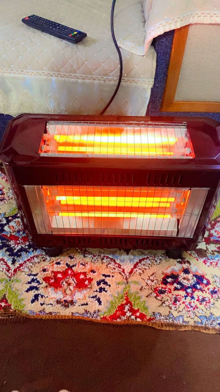 السلام عليكم اغراض للبيع المكان الرمادي قرب مطعم حجي زياد رجا اني مو مندوبه هاي اغرضنه عارضتهم للبيع وماعندي غرفه للبيع اني عارضه فرشه للبيع وليس جربايه


**إذا كنت صاحب هذا الإعلان وتريد حذفه لأي سبب، رجاءا أرسل رسالة إلى الدعم الفني**