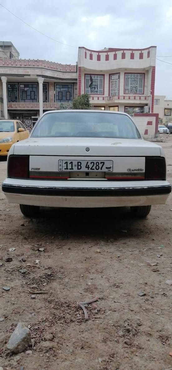 السلام عليكم اولدز موديل ٩٠ رقم بغداد انكليزي مكينه نص عمر سنويه 30 هزتها بالشهر الثاني شرط مكتابه مروريه سيارة خير من الله السعر ٢٧ بيها مجال مكاني بغداد الرقم *********** للاتصال فقط
