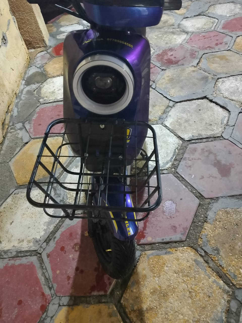 السلام عليكم باسكل شحن للبيع بعدة جديد بطاريات فول السعر 525وبي مجال بسيط العنوان كربلاء المقدسة حي العامل ***********
