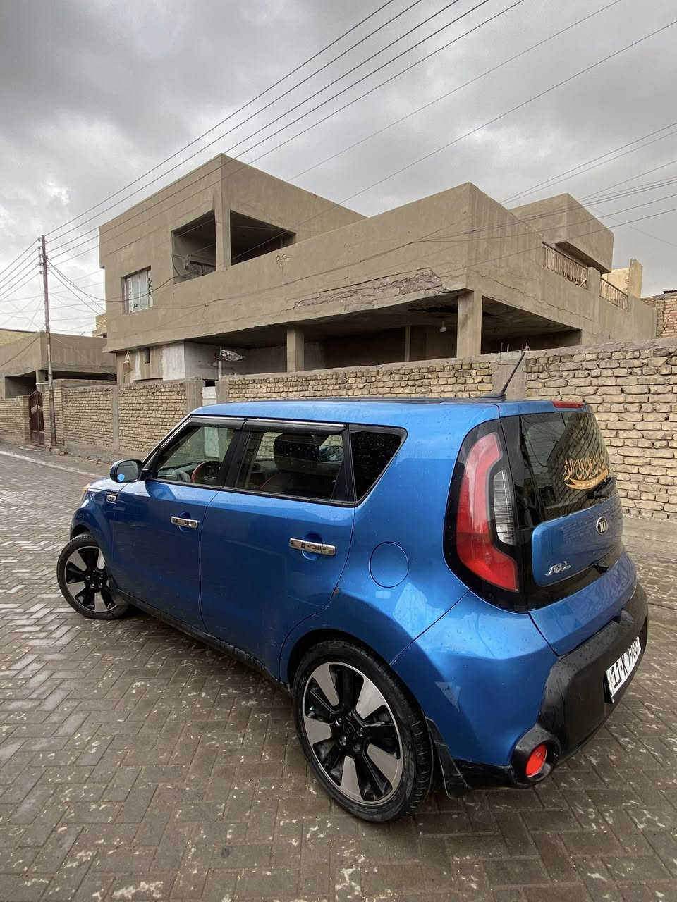 صول 2016
السلام عليكم ورحمة الله 
صول 2016 
وارد امريكي حادثها خلفي بيها تعديل بحافة الحوض  الصبغ بيها جاملغ خلفي والباب فقط كلير بس ابو السونار اشر صبغ نعتبر صبغ 
محرك 2000 ويل 18 كير محرك ما مفتوح بلاديات 
تايرات جديات تبريد خير من الله 
السيارة باسمي ماشية61 الف وقابل للزيادة 
بيها جراد بسيط بالقمارة والبنيد 
 السعر 116 وبيها مجال اتصل وتدلل
للاستفسار ***********
واذا تريد واتساب ***********
