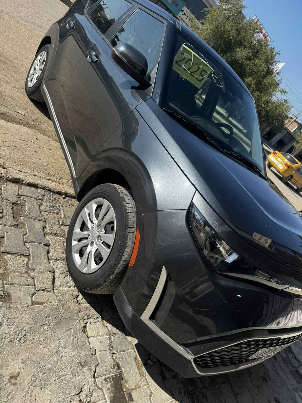 السلام عليكم
للبيع كيا صول 2025 مكينه 2000 دوش حادث جاملغ وباب بدون داخل ماشيه 10 وكاله تحويل بشرط 

مكان كربلاء 

***********

***********
