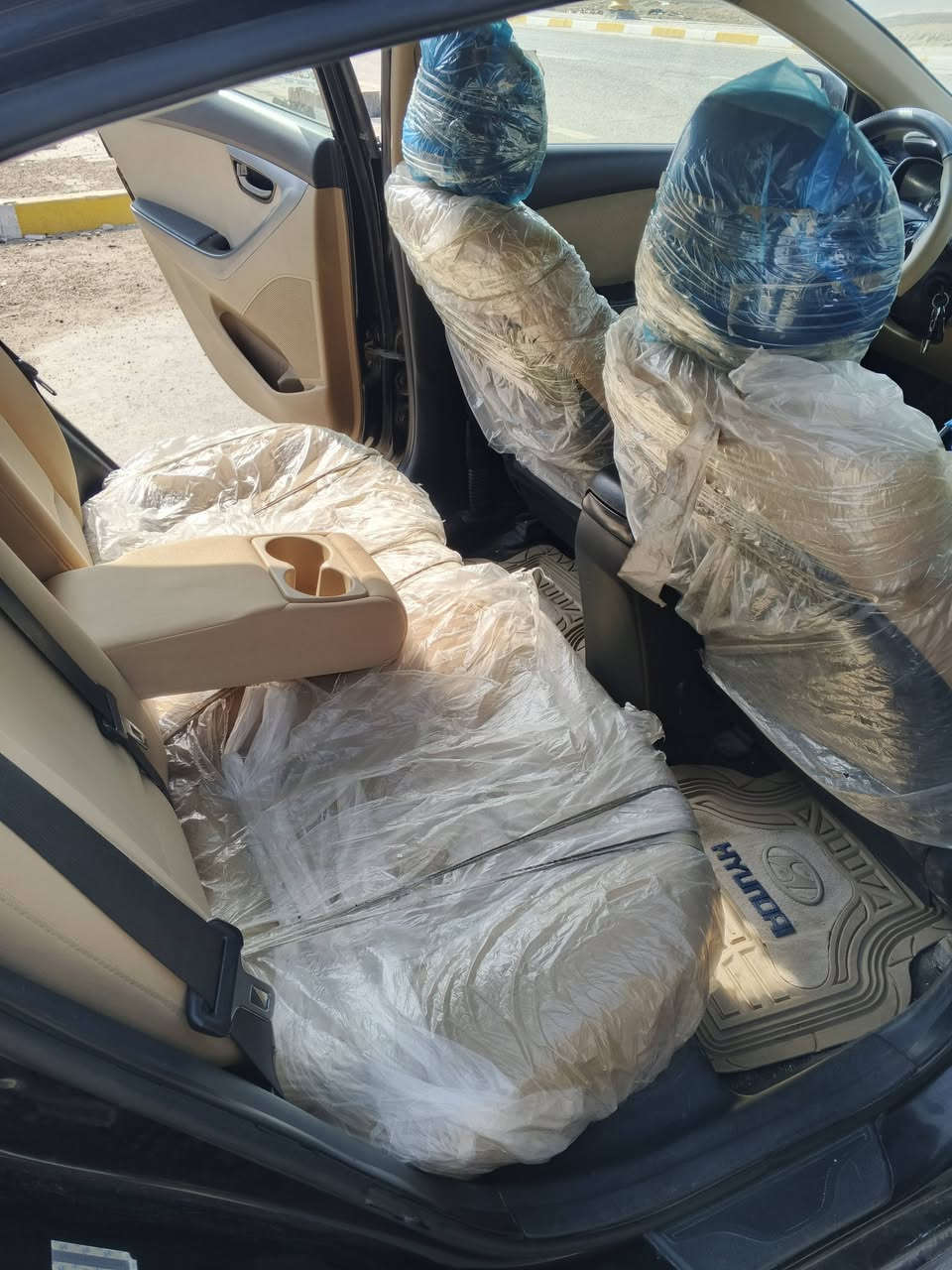 النترا 2013 بدون دواخل رقم بغداد دولي جديد باسمي  نضيفه السيارة وغرفه نضيفه كهربائيات كامله محرك 1800 دوش ب92 رايدهه مجالهه جدا بسيط مكاني واسط صويرة سونارين بيهه موجود
*********** رقمي
