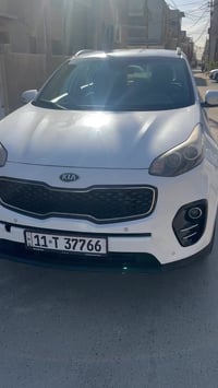 حياكم الله  كيا سبورتج  موديل 2017 خليجي بيه باب صبغ  ماشية 🚶‍♀️ 170 ا...