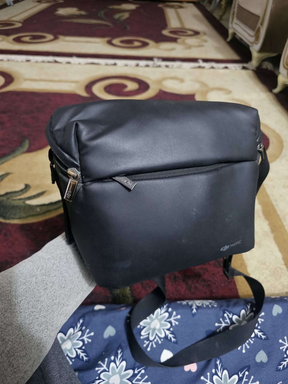 سلام عليكم درون Dji mavic air 2 نظافة95%
مناسب لتصوير الاعراس والمناسبات
مواصفات :
الكاميرا : 48 ميكابكسل 
الفيديو 4k بدقة 60fps
الكمبل ثلاثي المحاور تثبيت احترافي 
وقت الطيران لكل بطارية 34 دقيقة
المدى: 10 km
السرعة القصوى :68 km/s
حساسات امامية وخلفية وتحت 
ذاكرة داخلية 8GB
تتبع اشخاص/سيارات
تصوير بانوراما
3 بطاريات كومبو
. وبيها بعد هواي مواصفات


**إذا كنت صاحب هذا الإعلان وتريد حذفه لأي سبب، رجاءا أرسل رسالة إلى الدعم الفني**