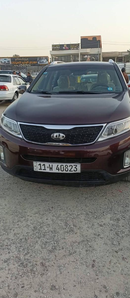 سورنتو 2014 امريكي 6 سلندر
7 راكب 
ضرر جاملغ امامي ايسر فقط 
رقم بغداد بأسمي 
تحويل ثاني يوم 
استفسار
***********
