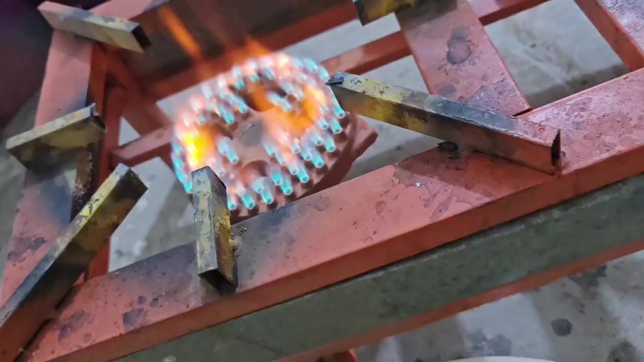 للبيع اغراض بيت وعندي ممصورهن بعد تعال واتساب ***********
