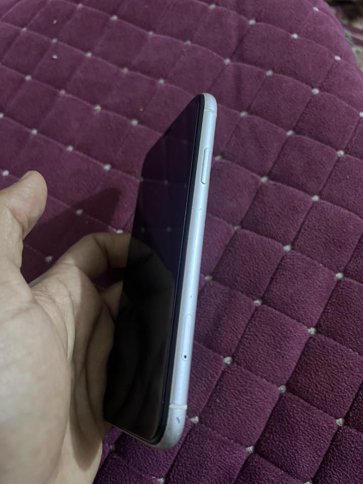 نطيحه😜
آيفون 11عادي بس بـ175 ألف دينار
الجهاز فول نظافه
ذاكرة 128
مبدل بي شاشة نوعية زينة 
وفقط ظهره مكسور
بطارية75
بابل / ناحية النيل
***********

