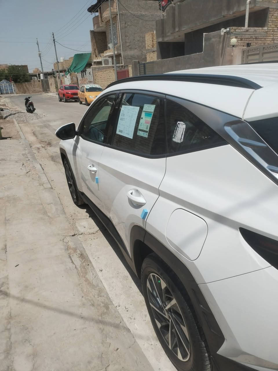 توسان للبيع موديل ٢٠٢٤ مكفَوله خليجي ماعد شخط بسيط بلبنيد فول مواصفات عدى البنرامه رقم بغداد الدولي مشروع وطني ماشيه ٣١ الف تشغيل عن بعد تبريد قطعتين مري شفط حساس أمامي خلفي ويل اكروم لد أمامي تحكمات جهتين نضام ايكو تقليل صرف البانزين اريل نفكيشن شاحن لس شاشه كبيره حساس تاير كشنات جلد كشنات كهرباء ثلاجه كامره دواره داخل ابيض عينه متعددت الألوان مكينه ٢٠٠٠ دوش رقم الهاتف *********** السعر المطلوب ١٩٨ وبيه مجال
