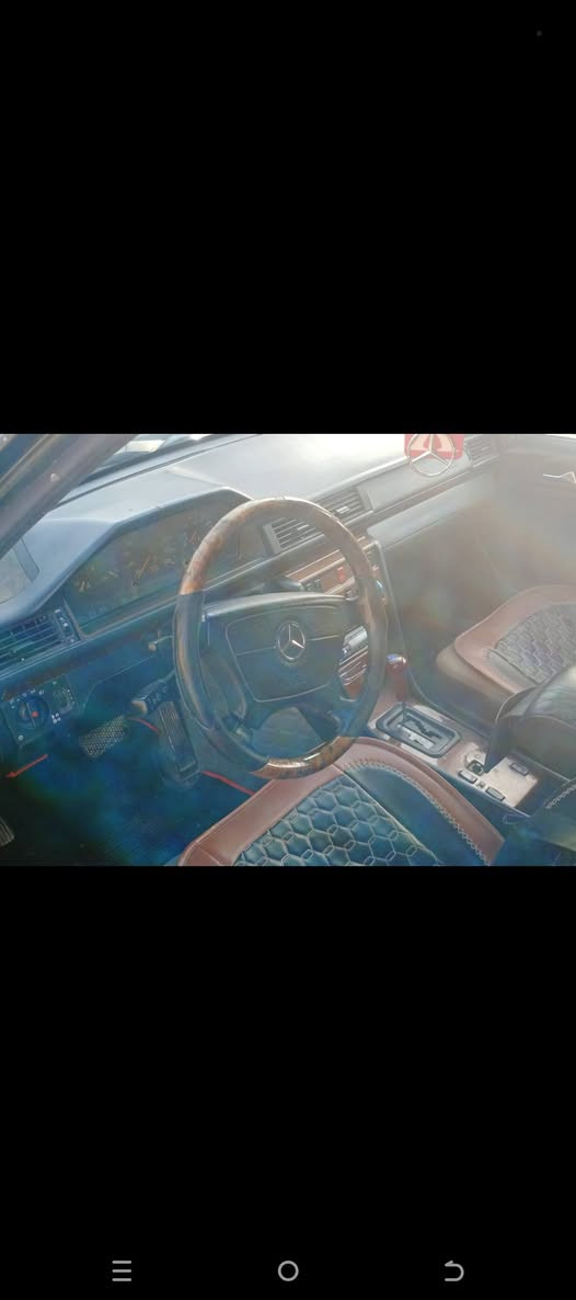 سلام عليكم سيارة البيع موديل  91 تحويل ثاني يوم سيارة حلوه 
وتخم تاير كير مكينه جدد حداده خير من الله الشراي يتصل‏‪***********
