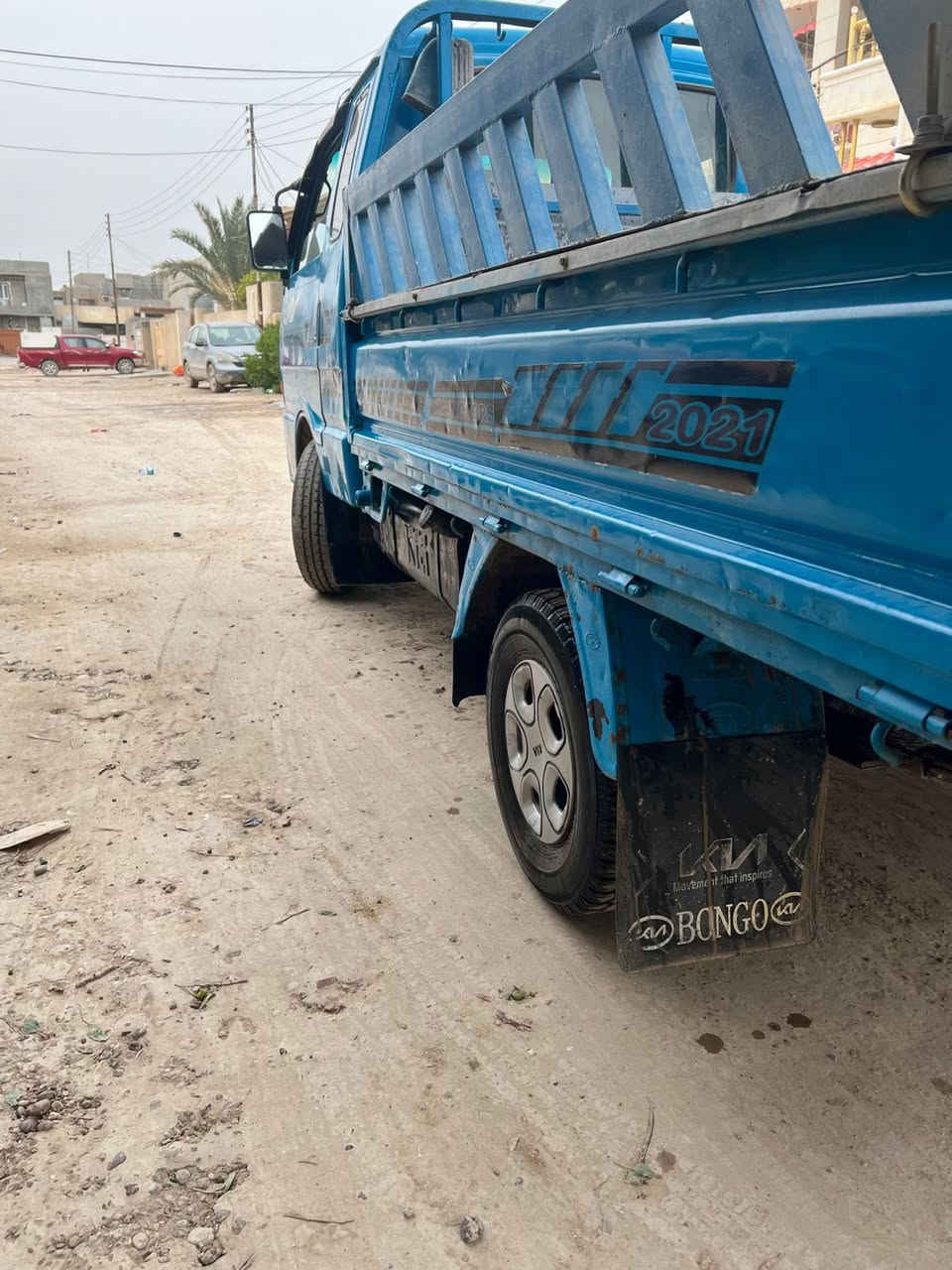 السلام عليكم كيا بنكو موديل96 للبيع رقم وسنويه جديد تحويل ثاني يوم السعر45 وبيها مجال هاتف***********
