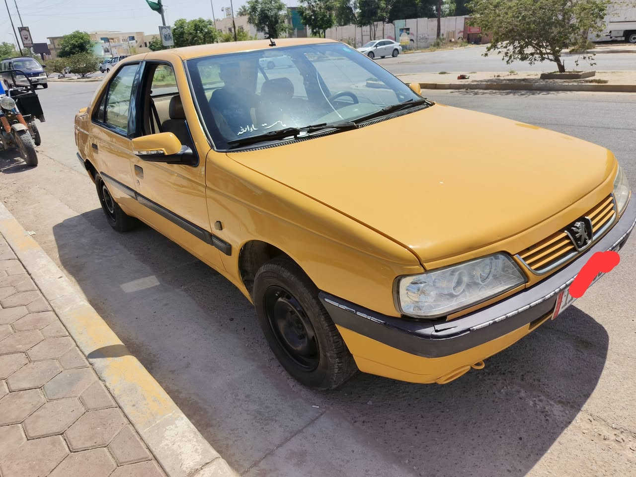 السلام عليكم
للبيع بيجو لميس موديل ٢٠١٠  كير ومحرك فرنسي تصليح ٤ جاملغات ومصبوغه عام حتى لا يختلف لون وعندي تصوير مقطع فيديو قبل الصبغ تبريد شغال مبدل مشط ستيرن مستعمل. اطارات طخم جدد باتري جديد سنويه تنتهي لسنه ٢٠٣٠ السعر ٢٩ وبيه مجال للشراي العنوان بغداد المدائن تجي وتشوف وما يكون خاطرك الا طيب
موبايل ***********

