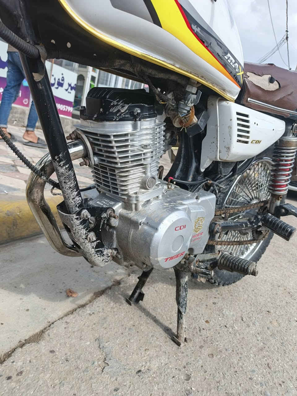 سلام عليكم دراجه تايكر ايراني نظيفه مديل 2023 اوراق اصولي كبل امداور بأسمك تجي تشوفه وتقتنع بيه وتاخذه مكان طويريج شارع40 الشراي يخابرني ***********
