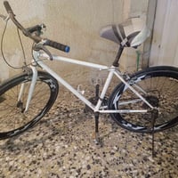 بسكليت • قفل