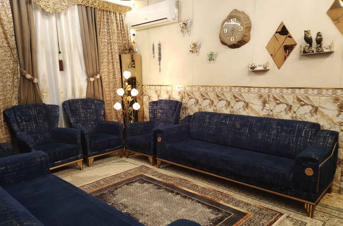 تخم تركي مودرن ١٠ مقاعد القنفة الجبيرة كهربائية نظام سرير سحب سلايت تصميم حديث قوي تكمة ثكيل أرجل خشب زان داير فريم اسفنج طبي بلوستر ظغط سوفت قماش وتر بروف ضد الاتربة والمي استخدام قليل اخو الجديد شخط ما بي نظافتة ١٠٠ ٪ نظيف جدا مبي اي ضرر... ٦٩٠ وبي مجال بسيط للشراي الجاد بغداد, العراق


**إذا كنت صاحب هذا الإعلان وتريد حذفه لأي سبب، رجاءا أرسل رسالة إلى الدعم الفني**