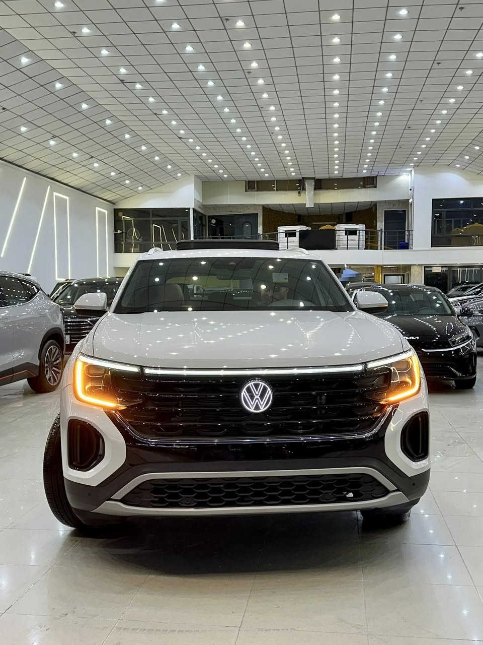 فولكس واكن آطلس كروس

مــودیل 2025 شکل جدید 

‏Volkswagen atlas cross sport  

مواصفات ، كشن تبرید و تدفئة ، صندوق شفت ، قطعتین تبرید ، بانوراما،  هرمان  رادارات امامي خلفي  و٣٦٠ درجة

ابواب خلفي بردات

ماشي 11 الف

محرك آربعة سلندر تیربو 

 صبغ جملغ خلفي صوندوق بلاد

بدون اربگ

سعر 295$

عنوان السياره اربيل 

***********
***********
