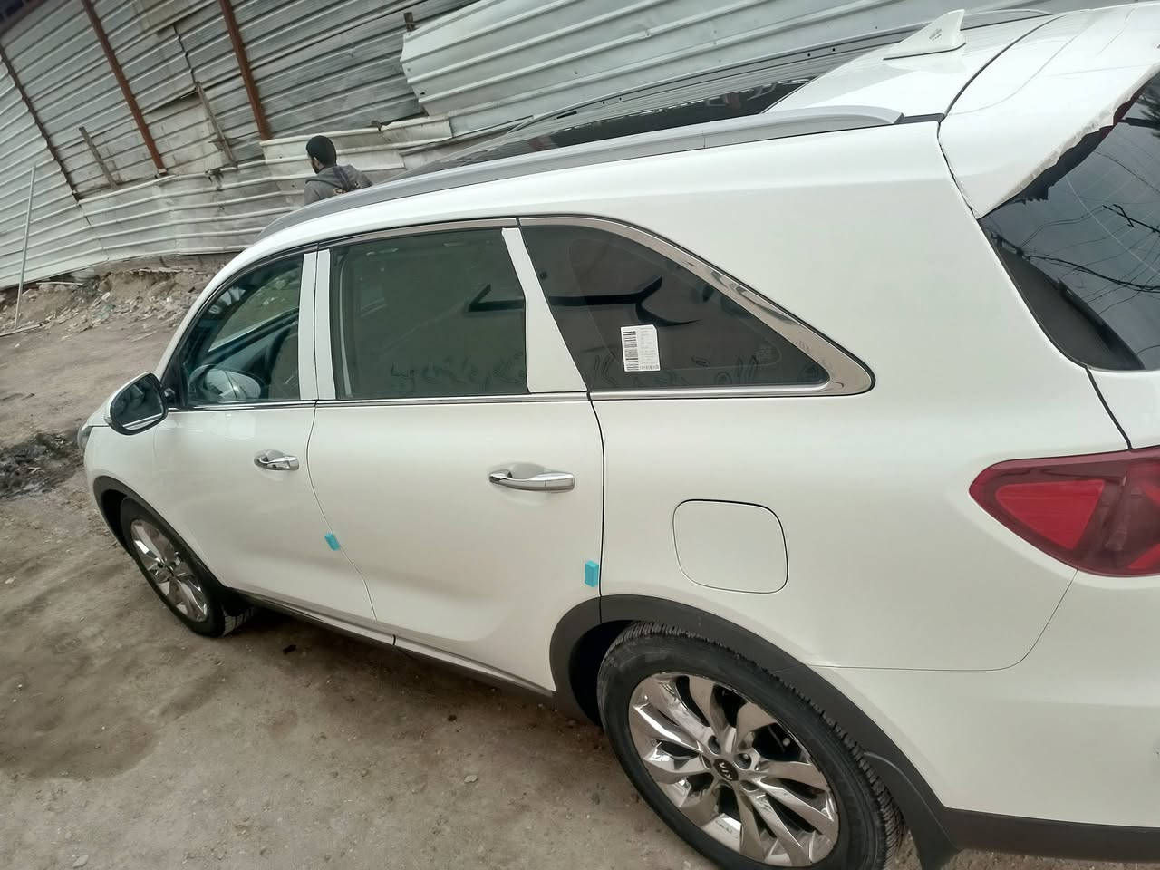 السلام عليكم

للبيع  كيا سورنتو خليجي 2019 فول عدا فور ويل  رقم بغداد دولي بأسمي شخصياً هزة جديدة
6 سلندر
7راكب 
بصمة تشغيل وابواب
جنطة كهرباء شفط
بردات بلادي
مري شفط
3قطع تبريد
كشنات جلد
كشنات كهرباء
حساس امامي + خلفي
شاشة كبيرة 
كامرة خلفية
لايت زينون
بك لايت LED
تحكم ستيرن جهتين
ترحيب عند الاقتراب

السيارة مكفولة من الصبغ بيها بارد باب الصدر على كد شبر او شبرين ورصعه بل جاملغ خلفي مال سايق علئ وضعه وموضحه بل صور 
كير مكينة بلاديات على وضع الشركة 
السيارة ماشية 100 الف كيلو 

مكاني بغداد قرب تقاطع درويش   السعر 259للاستفسار ‭***********
