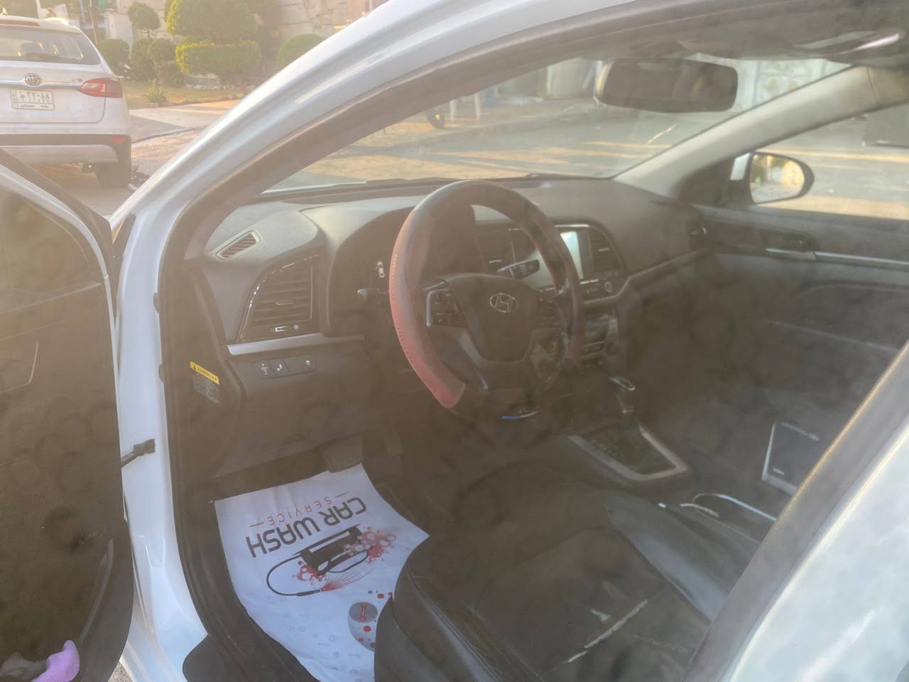 الانترا ٢٠١٧ .لمتدد فول الفول
ماشيه ١٠٠ الف مكانها بغداد .كير محرك كفالة .القمارة بيها تقشير مثل مموضحة بالصورة مكانها بغداد .حادثها جاملوغ عكس السايق .السعر ١١٧ وبيها مجال بالشي،معقول .للاتصال ***********
