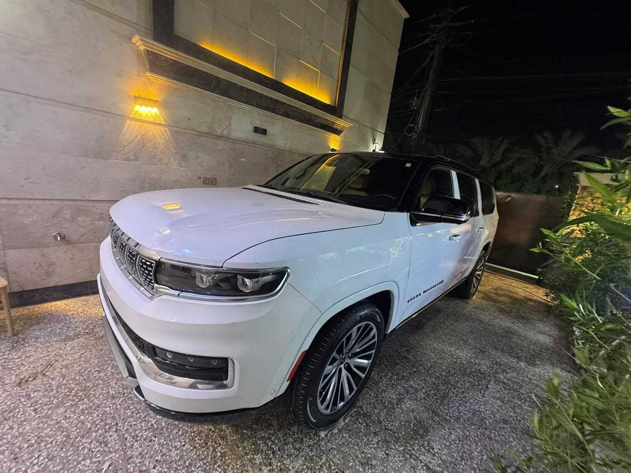 جيب كراند واكنير L  موديل 2023
سيرس 3فول فول مواصفات 

موديل 2023

رقم بغداد ابأسمي

تحويل ثاني يوم

عداد المسافة : mi30 الف

المواصفات فول

رادارات اماميه وجانبيه

بانوراما 3 فتحات

نضام سبورت - ستنو - نورمل - اوتو

مكينهV6  

3000 توين تيربو

جكات جوبلس بكل وضعيات القياده

دوسات كهرباء مع الترحيب

انارة ترحيب بنوع السياره 

7راكب داخل اسود وشاشة تحكم VIP وصاج جوزي

قياده ذاتيه

شاشه قاصه قلاب 

كراسي مساج مع تدفئة وتبريد

زراك ماي كامره امامي وخلفي 

كامرات 360

سكليترات كهربائي صعود ونزول

شغيل عن بعد شاشه كبيره

جنطه كهربائية شفط

حساسات امامي خلفي

5 قطع تبريد

نضام الاتو بارك

نضام تشغيل المحرك الذاتي

سستم صوت 16 سماعه  + دمام خلفي ناقل حركه 8 سرعات

لايتات زينون + كشافات زينون

مع سبير لك وكامل العده 

صبغ جاملغ خلفي فقط 

بنيد وجاملغ BDR 

صور الحادث مرفقه بالكامل 

رقم بغداد بسمي

 معروضه بسعر مناسب 

اتصال على الرقم ***********
