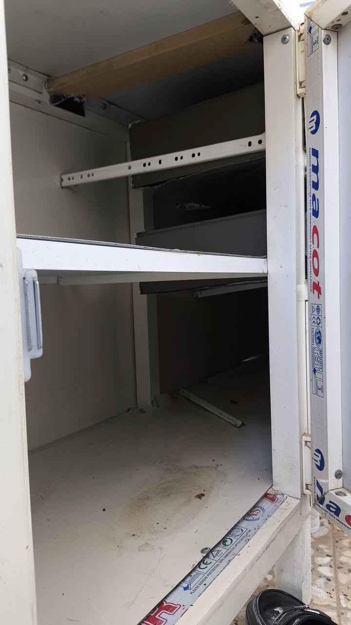 السلام عليكم 
كاونتر قطعتين بدون سنگ القطعة الارضية يحتاجلها صيانه
سعره 85 وبي مجال قليل موجود بطويريج ابو جوعانه


**إذا كنت صاحب هذا الإعلان وتريد حذفه لأي سبب، رجاءا أرسل رسالة إلى الدعم الفني**