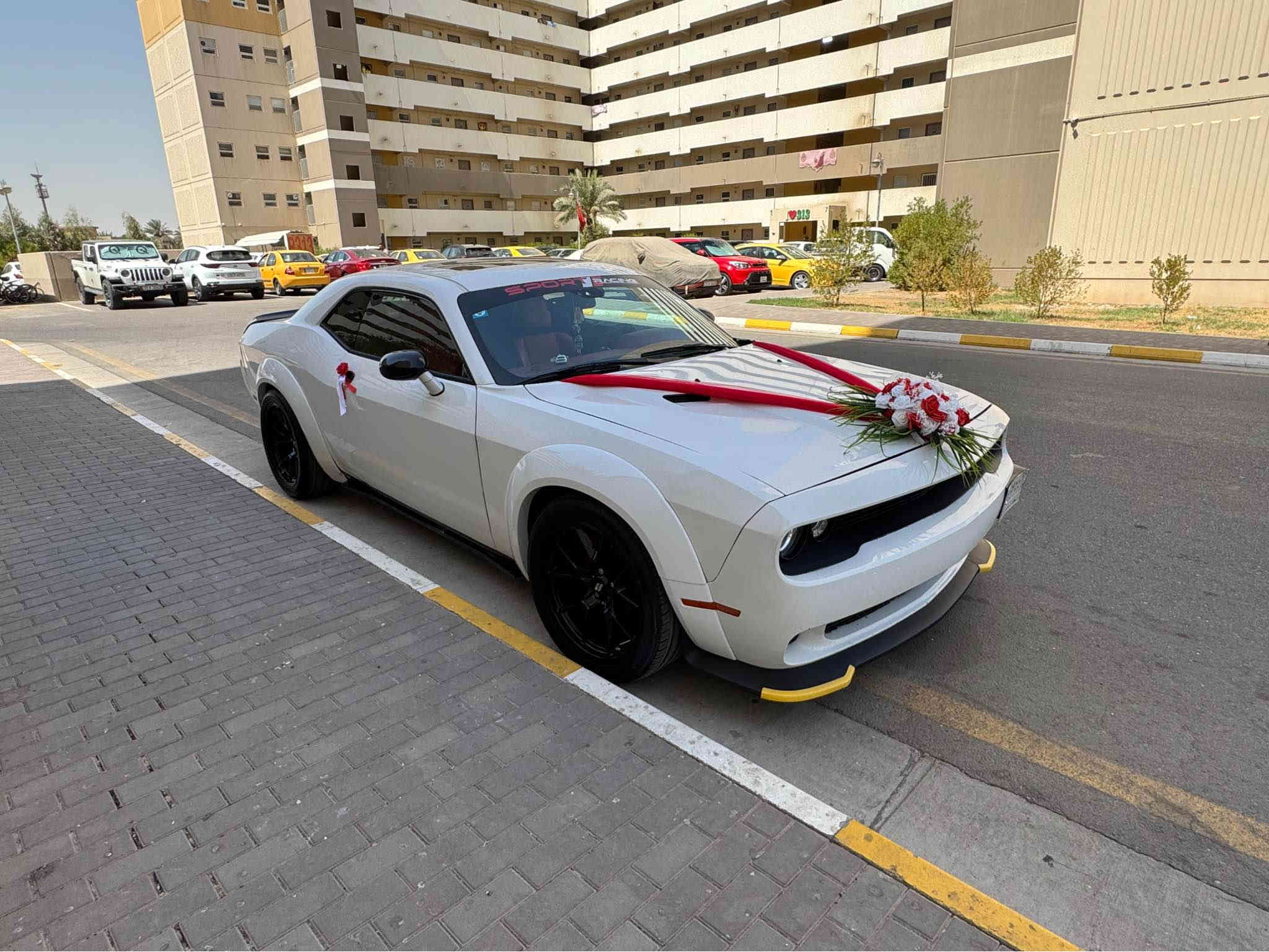 دوج جالنجر موديل 2013
السياره فول مواصفات فئه خاصه ريد رسنك 1/1
محرك 3600 كير 5 نمر 
١-فتحه سقف 
٢-تبريد قطعتين 
٣-شاشه لمس + قلاب سيدي +اواكس + بلوتوث
٤-شفتات 
٥- كشنات تدفئه 
٦-نظام سبورت 
٧-فول تحكم ستيرين 
٨-يصمه اشغيل + بصمه ابواب 
٩- سبيسرات تخم
السياره محدثه بجم هلكات + وايد بدي 
ويل جديد حجم 20 اصلي 
تخم تاير جديد الخلفي 315 الامامي 275
كشنات جديده 
رقم بغداد بأسمي تحويل ثاني يوم
السياره حادثها خلفي جاملغ وباب 
بيها قطع صبغ ابيع حزام مكفول من الشواصي واللغود 
السعر 117 وبيها مجال بسيط 
للاستفسار الاتصال *********** بغداد
