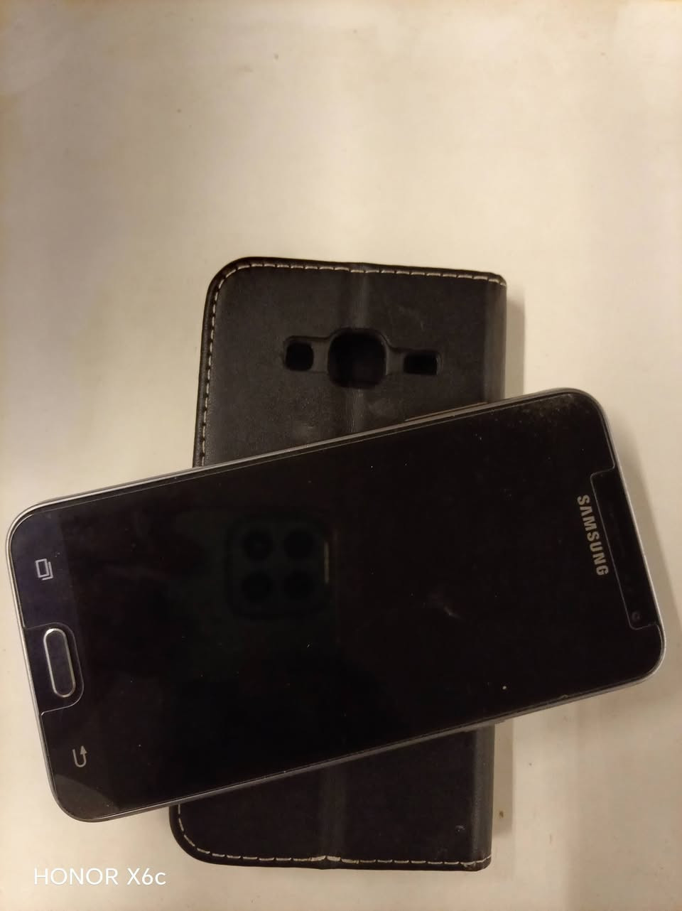 هاتف سامسونك g3 سعر 40 
+ رام 256 جديد للاستفسار خاص


**إذا كنت صاحب هذا الإعلان وتريد حذفه لأي سبب، رجاءا أرسل رسالة إلى الدعم الفني**