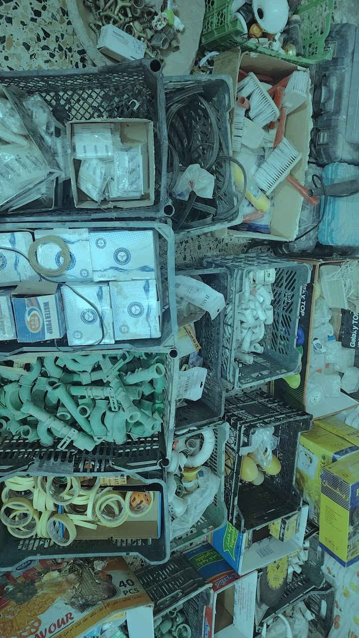 محل تعزيله غراض كله بلباكيت ونضيف الي يريد يتصل ع رقم *********** العنوان كوت حي جهاد قرب جامع جعفر صادق
