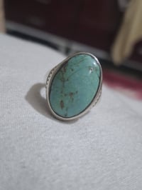 مزاد • حجر • قيم