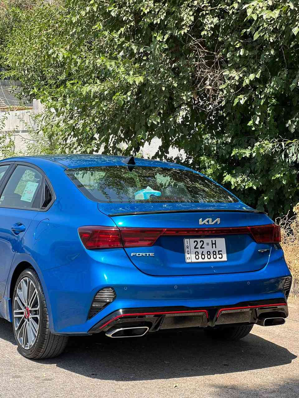 السلام عليكم

KIA FORTE GT 2023

رقم الشاصي  : 3KPF44AC8PE628050

موديل 2023

محرك 1.6 تيربو  TURBO

مواصفاتها فول 1/1 

حساسات 

كاميرا  خلفيه 
 
فتحة سقف 

كشنات جلد تبريد تدفئة 

اشارات بالمرايه 

تبريد قطعتين 

شحن موبايل 

هواي مواصفات …. 

حادثها جاملغ امامي سائق صبغ فقط 
تعديل بارد حافة باب و بوند . 

عنوان  السيارة : اربيل - ERBIL 

***********
 *********** واتساب 

السعر 154 $ وبي مجال
