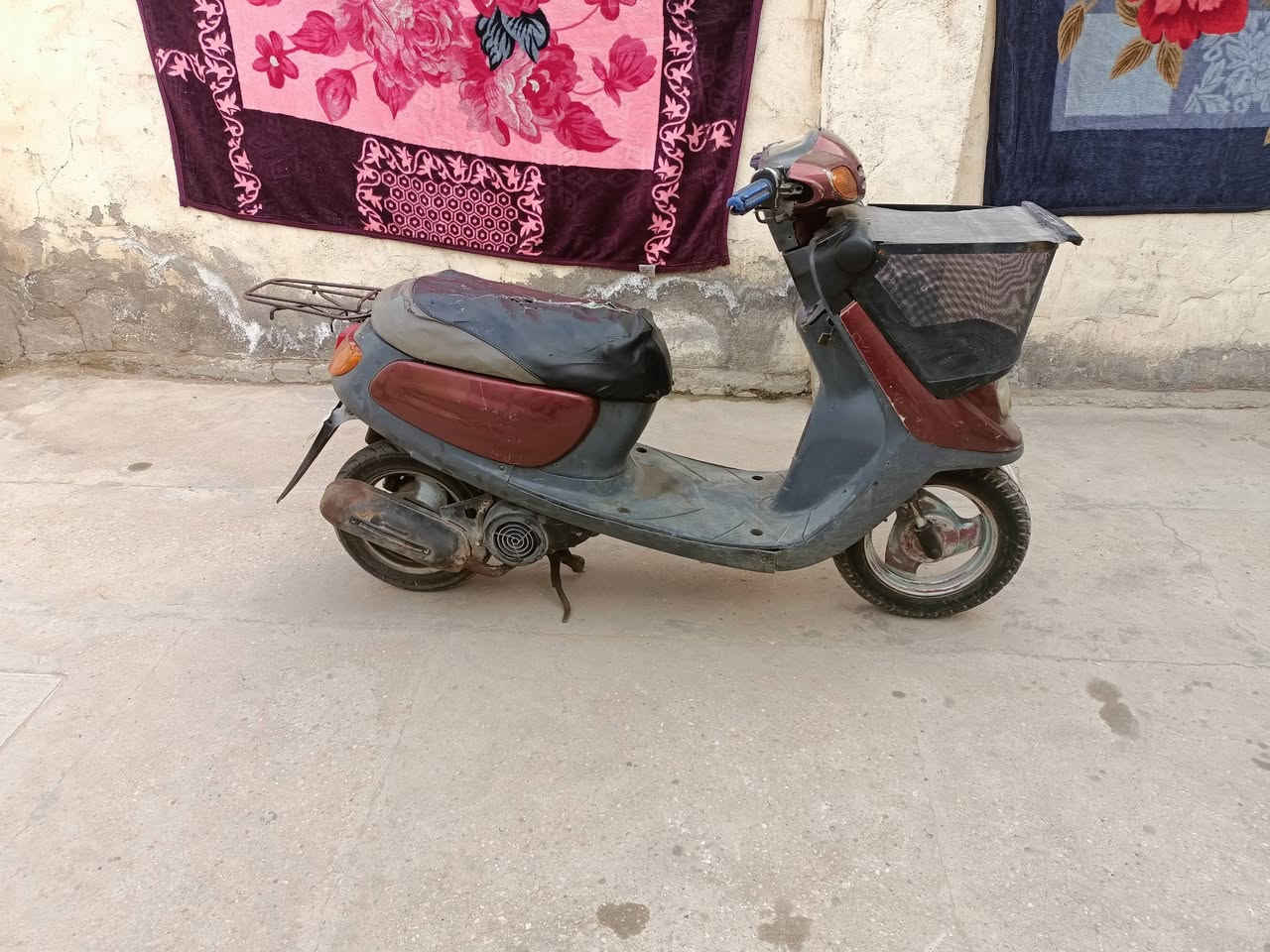 دراجه منغولي للبيع مكينه حلوه وشلعه قويه هندر واحد تشتغل بيه شويه نواقص بل كهربائيات سعره ١٧٥ اليريده يجي خاص


**إذا كنت صاحب هذا الإعلان وتريد حذفه لأي سبب، رجاءا أرسل رسالة إلى الدعم الفني**