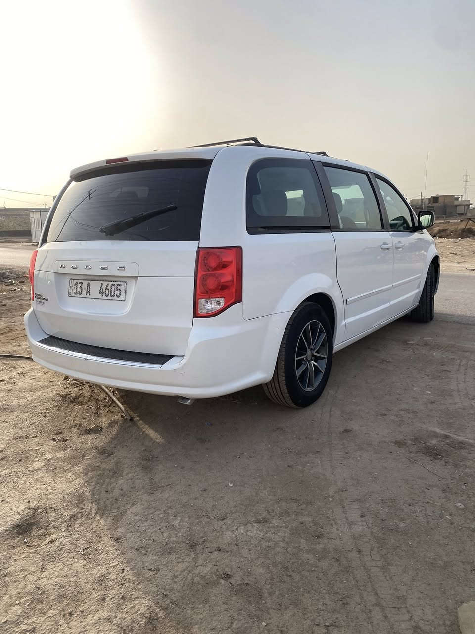 السلام عليكم من رخصة الادمن للبيع فقط  دوج كرفان ٢٠١٦ كفاله من التبديل والصبغ  بيه بارد فقط صور الحادث بل منشور والسونار هم محرك ما صار شهر من شاده كير خير من الله تبريد ٣ قطع كشنات بلع جام كهرباء ابواب ميكانيك بردات مسجل قلاب ماشيه ١٣٨ قابل للزياده السياره بسمي سنويه لل ٢٩ مكان السياره بابل اي استفسار اتصل وبيك خير ودلل *********** 
السعر ١٥٤ 
مكلف بلنشر
