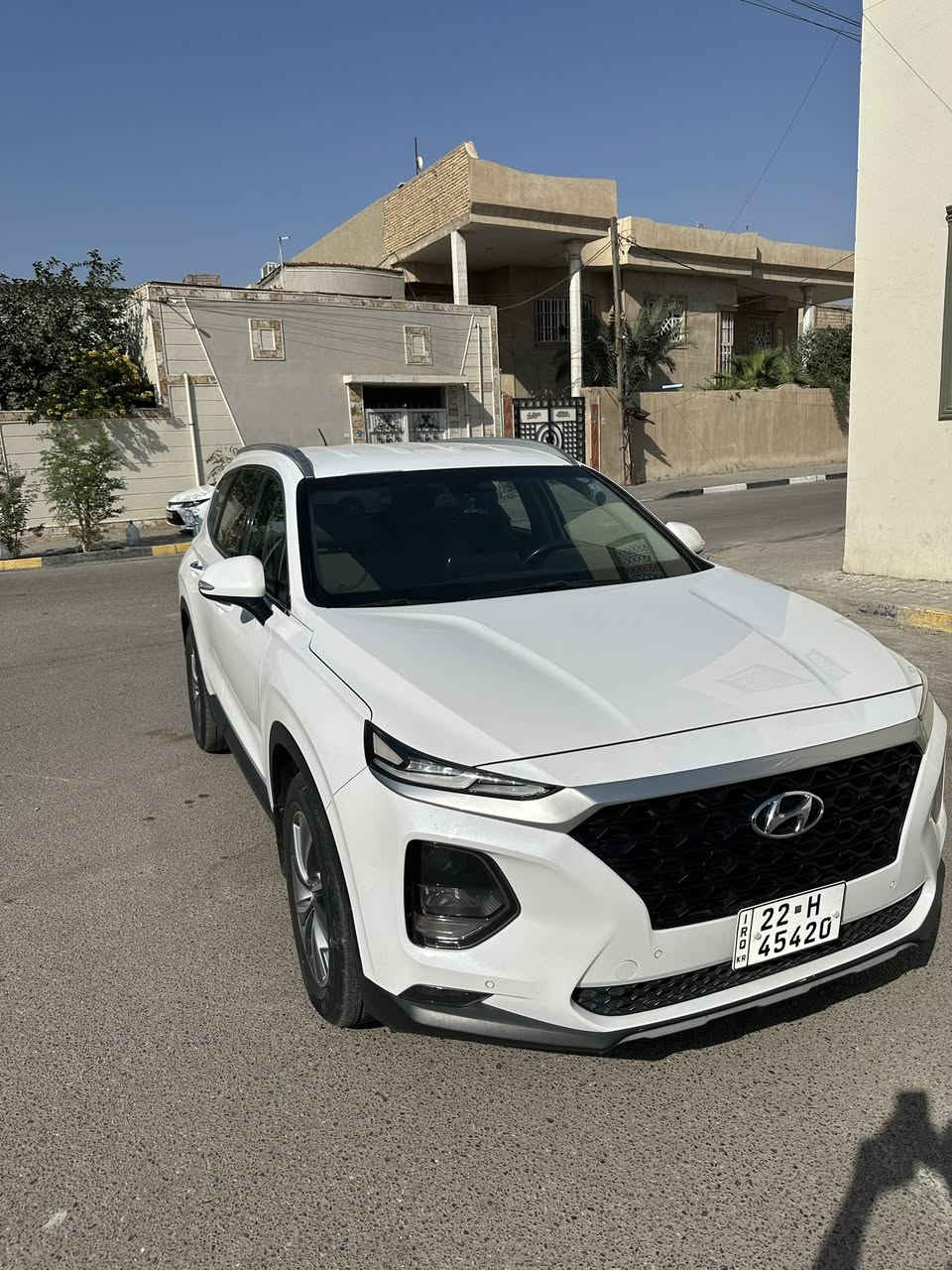 السلام عليكم
من رخصت الادمن 
سنتافيا2020
مكفوله كفاله عامه 
سنويه ل30
مكينه 2500
ماشيه 68000
كشن امامي كهربائي 
تحكمات استيرن 
كشنات خلفيه كهربائيه 
حداديه جديده 
تخم تاير جديد 
السعر 225$
لاستفسار ***********
مكان السياره بصره
